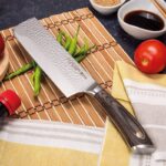 cuchillo-sakura-3-claveles-nakiri-usuba-en-uso.jpg