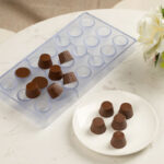 molde-bombones-chocolate-plastico-canastita-pirotin-en-uso.jpg