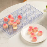 molde-chocolate-policarbonato-rosas-flores-21-cavidades-en-uso.jpg
