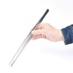 pinza-emplatar-recta-30-cm-en-uso.jpg